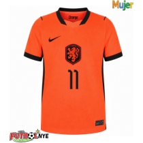 Camiseta Países Bajos Cody Gakpo #11 Primera Equipación para mujer Mundial 2026 manga corta